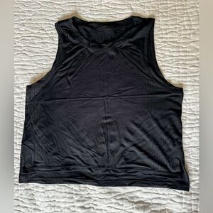lululemon Train to Be tank (sz: 6)